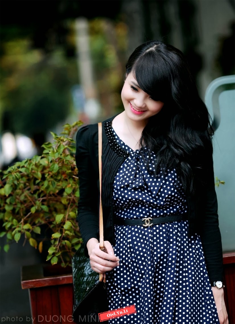 Chiêm ngưỡng vẻ đẹp quyến rũ của Hotgirl Khánh Chi