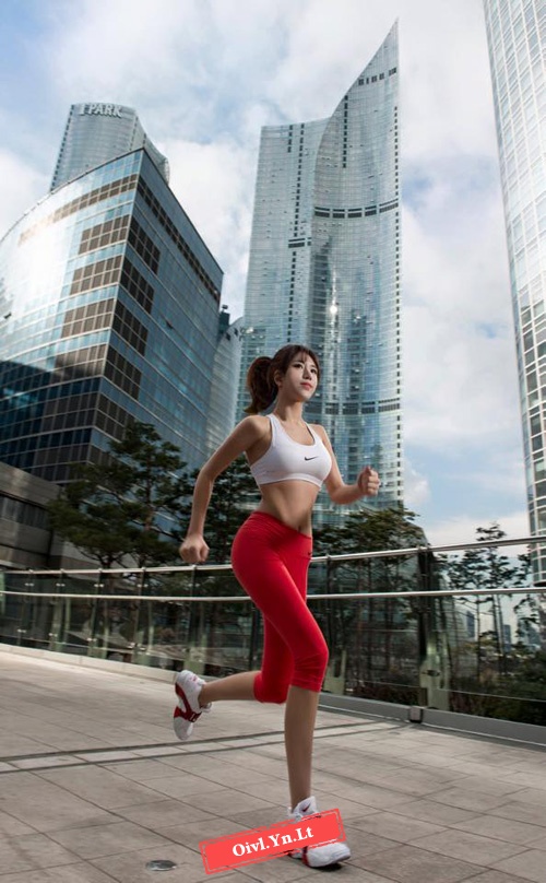 Phát sốt với body cô giáo Hàn Quốc Ye Jung Hwa