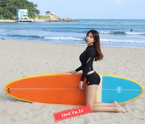 Phát sốt với body cô giáo Hàn Quốc Ye Jung Hwa